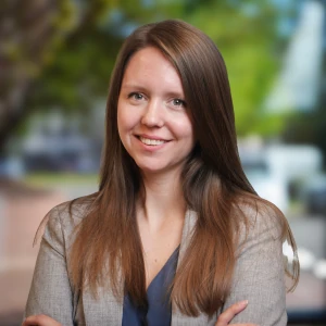 image of agent Erin Ludwig
