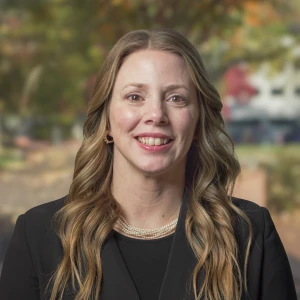 image of agent Laura Wilson